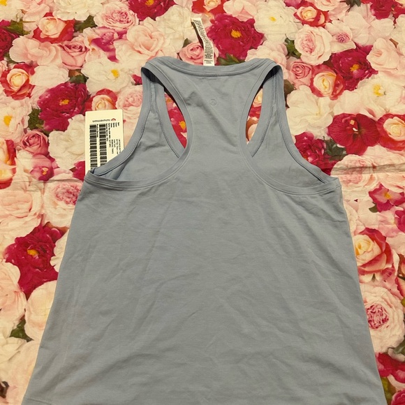 Lululemon Love Tank Size 6 - Picture 3 of 3